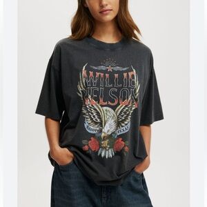 NWT Willie Nelson Zion Black Graphic Tee